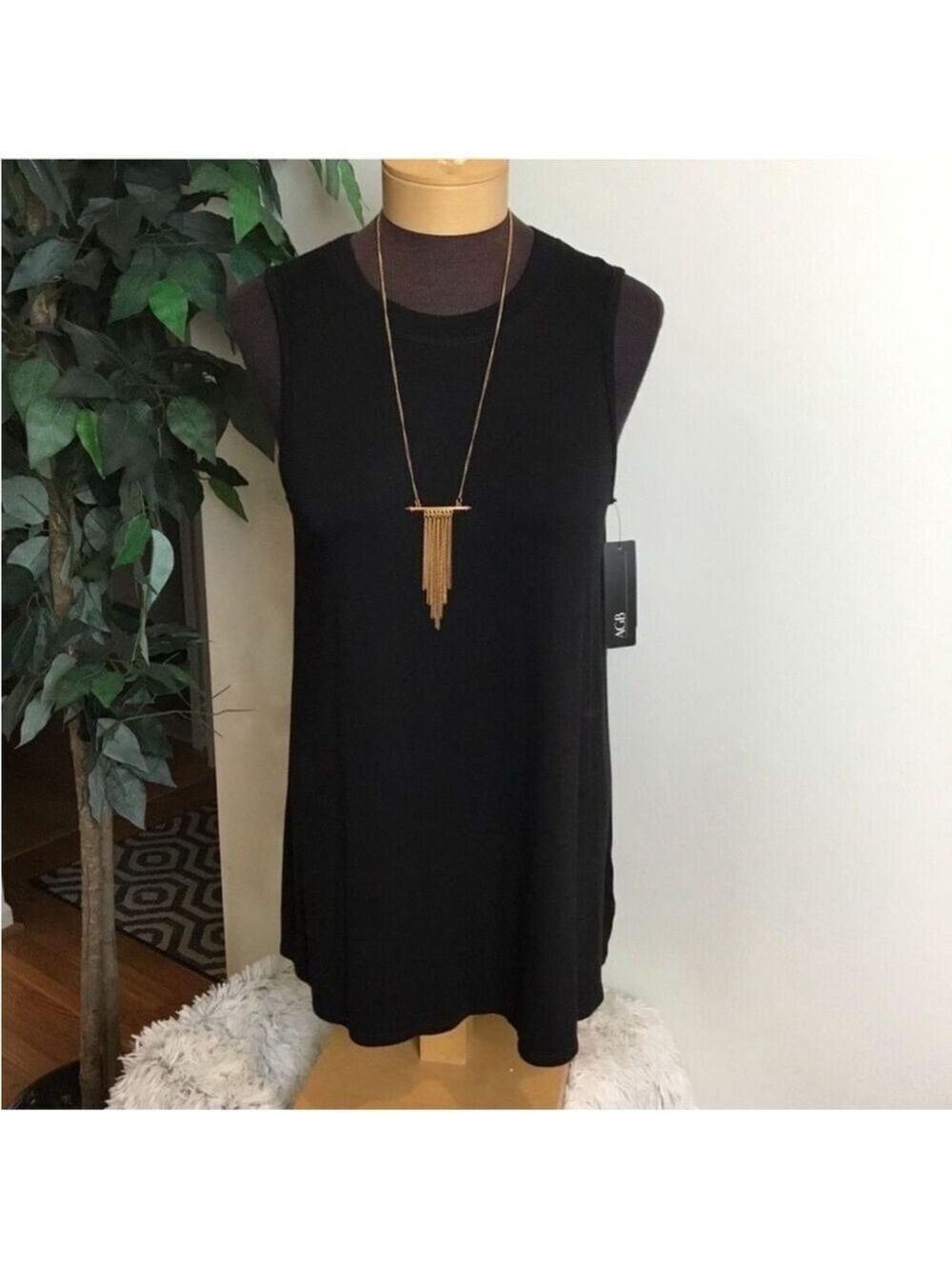 AGB tank top with necklace Woman's size medium black crewneck sleeveless
